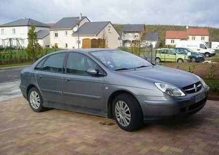 Dezmembrez Citroen C5 2003 2.0hdi 90cp