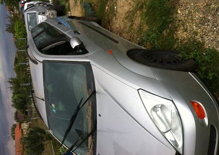 Dezmembrez Ford Focus an 2000 1,8TDDI