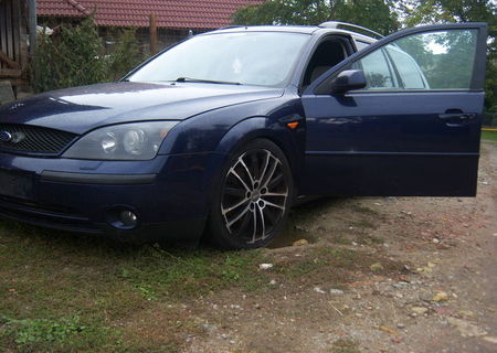 Dezmembrez Ford Mondeo Mk3 Ghia 2l tdci 2002
