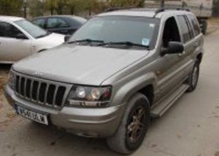 Dezmembrez Jeep Grand Cherokee din 2000