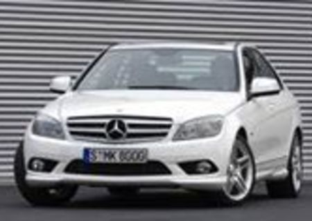 dezmembrez mercedes c220 w204