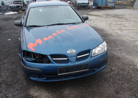 Dezmembrez Nissan Almera din 2000