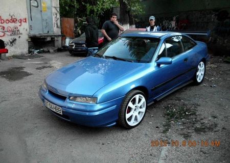 Dezmembrez opel calibra