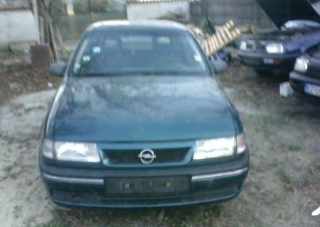 dezmembrez opel vectra a