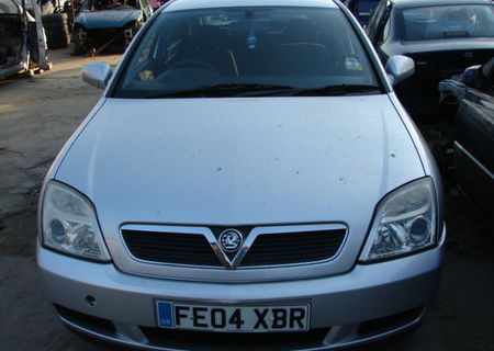 Dezmembrez Opel Vectra C din anul 2004