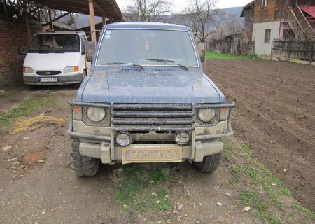 dezmembrez pajero