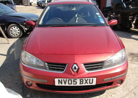 Dezmembrez Renault Laguna 2 din 2005