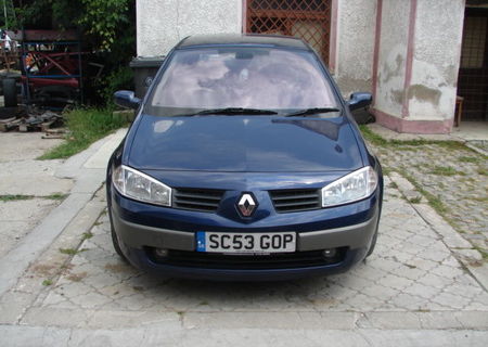 Dezmembrez Renault Megane 2 din 2004