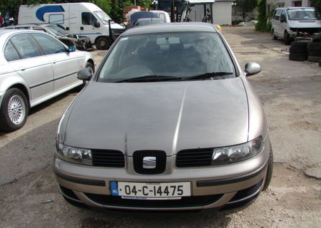 Dezmembrez Seat Leon din 2004