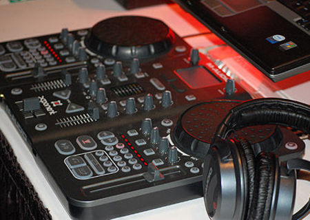 DJ pt evenimentul dvs !!! (Nunti, Botezuri, Aniversari, Petrreceri)