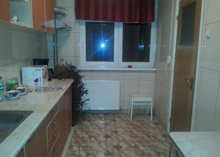 Dristor - Ramnicu Sarat 3 camere etaj 2/4