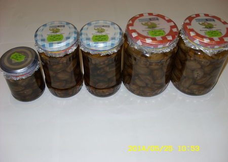 dulceata de nuci verzi dulceata de nuci verzi
