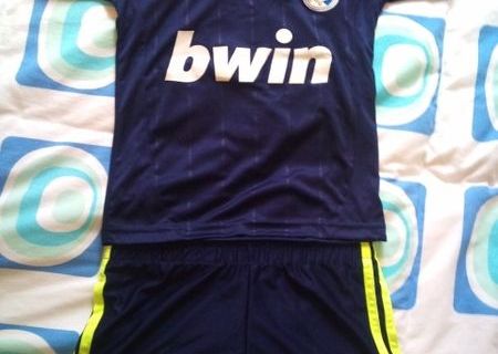 Echipament fotbal copii Real Madrid