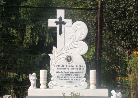 Firma executam MONUMENTE FUNERARE Firma executam MONUMENTE FUNERARE