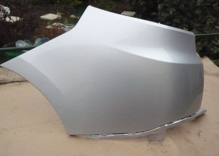 Flaps coltar stanga bara spate Renault Megane 3 Break , Grandtour , Sport Tourer , Kombi , Estate (2008-2015) , argintiu . * Cod culoare : TED69 GRIS PLATINE . * Cod Renault : 850172549R ; 850140002R .  **  Livrare personala , sau prin curierat . *** Relat