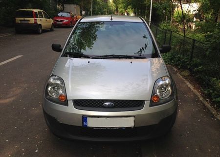 Ford Fiesta 2007, benzina