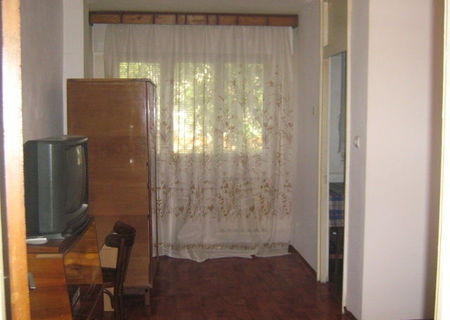 Garsoniera 30 mp Rahova 170 euro Garsoniera 30 mp Rahova 170 euro