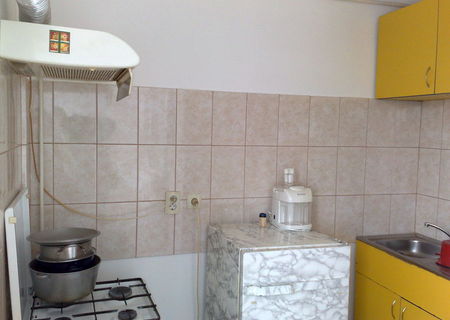 GARSONIERA 33 mp PODUL DE PIATRA GARSONIERA 33 mp PODUL DE PIATRA