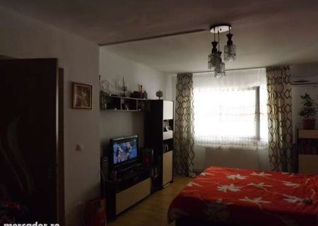 Garsoniera 42 MP + 12 metri boxa la doar 35000 euro