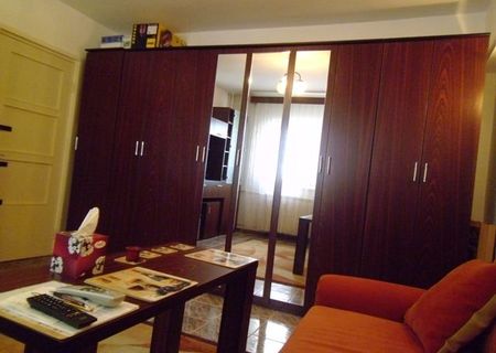 garsoniera Bucuresti, zona Dorobanti, o cameră, confort 1, decomandat,, 32 mp, etaj 6 / 10 garsoniera Bucuresti, zona Dorobanti, o cameră, confort 1, decomandat,, 32 mp, etaj 6 / 10