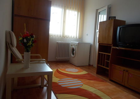 garsoniera conf 2, zona Alba Iulia/str Moise Nicoara