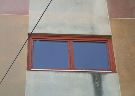 geamuri termopan pe lemn stratificat