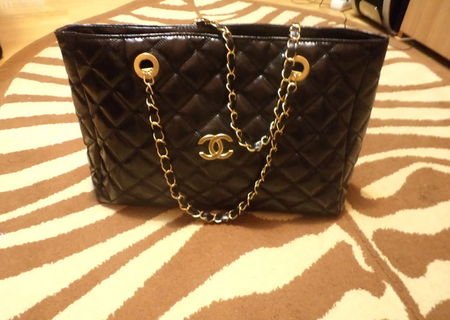 Geanta Chanel neagra