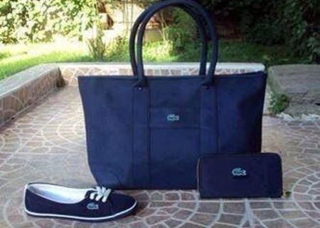 Geanta Lacoste