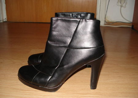Ghete din piele