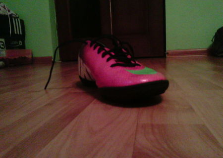 Ghete fotbal Nike