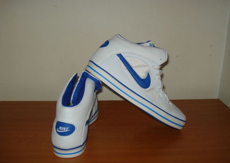 Ghete Nike SL