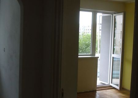 giulesti, vanzare 2 cam.semidec,conf.1