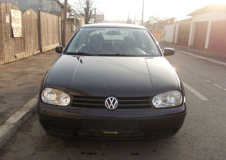 Golf 4 1.6 din 1999