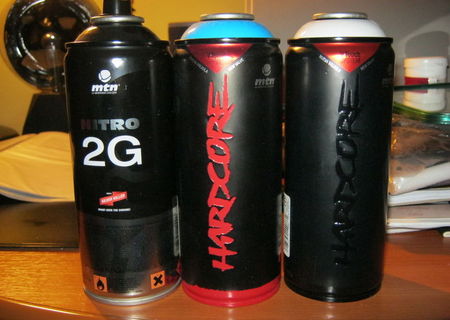 graffiti ,alb albastru si negru