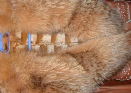 Haina de blana de vulpe si piele maro ORIGINAL LAPIN MADE IN ITALY Haina de blana de vulpe si piele maro ORIGINAL LAPIN MADE IN ITALY
