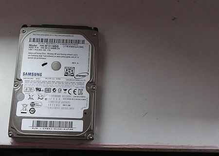 hard laptop pe sata 1tb la 50 ron