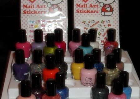 Hello kitty lac de unghii 5 ml, culori diferite, mai multe nuante.
