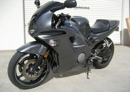 honda cbr f2