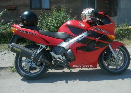 honda vfr800fi