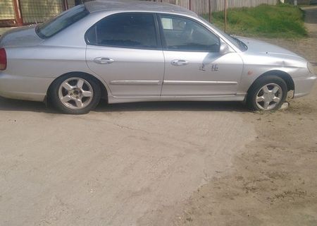 hyundai sonata1999