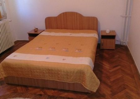 Ichiriez apartament 2camere  in Zona Dacia