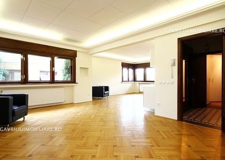 ID 237 Apartament 4 camere de lux in zona Dacia ID 237 Apartament 4 camere de lux in zona Dacia