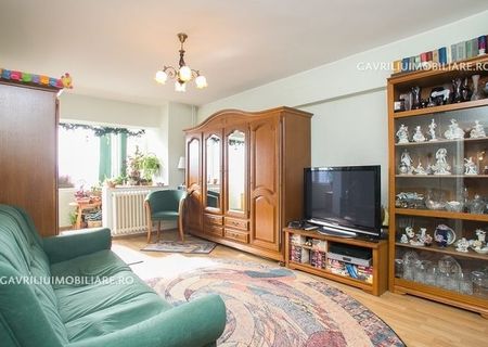 ID 3145 Vanzare apartament 3 camere decomandat, bulevardul Unirii