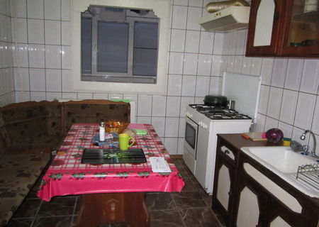 Inchiriere 3 camere Dristor