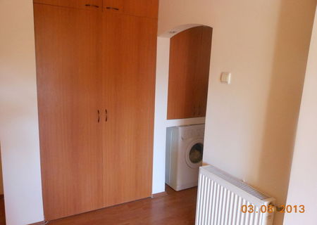 inchiriere apartament 2 cam decom.etaj 1din 4, bloc din caramida