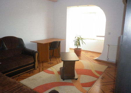 Inchiriere apartament 2 camere central decomandat Inchiriere apartament 2 camere central decomandat