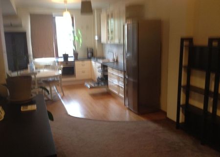 Inchiriere apartament 3 camere, Damaroia