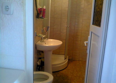 inchiriere apartament navodari4 camere