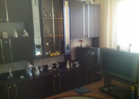 Inchiriez 1 camera in apartament cu 2 camere, Dristor, Metrou 5min de mers pe jos