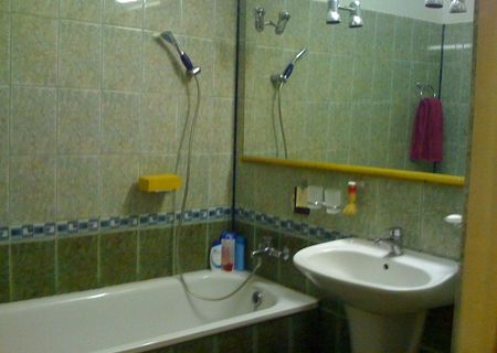 Inchiriez ampartament 4 camere zona Crangasi (12 min de metrou)